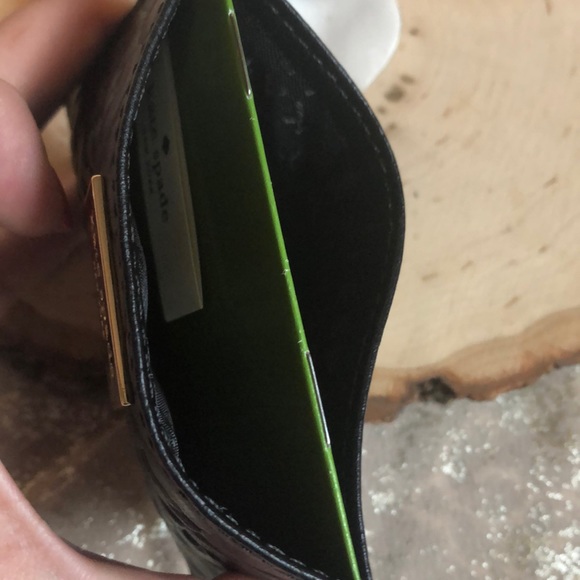 NWT KATE SPADE BLACK PENN PLACE EMBOSSED CARD CASE - Picture 4 of 4